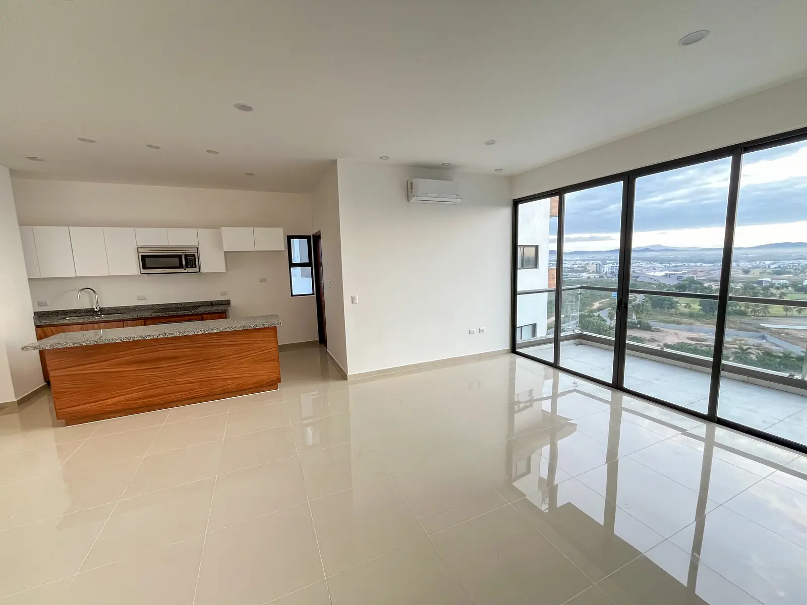 Interior del modelo Zafiro